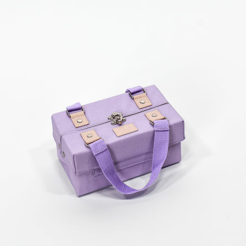 Leather Cosmetic Bag That Opens Into a Tray